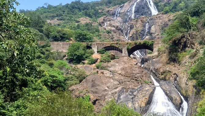 Dudhsagar-Falls